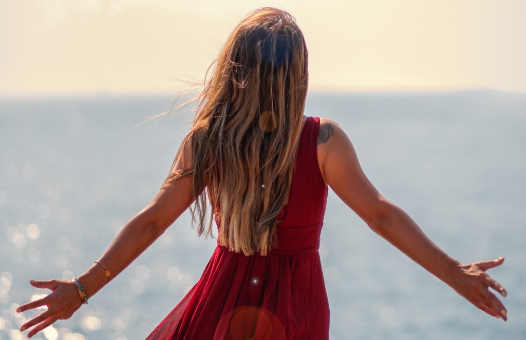 This photo is positioned here to break up paragraphs & inspire the women reading this to choose open hearted, free living over avoiding their emotions and numbing themselves.